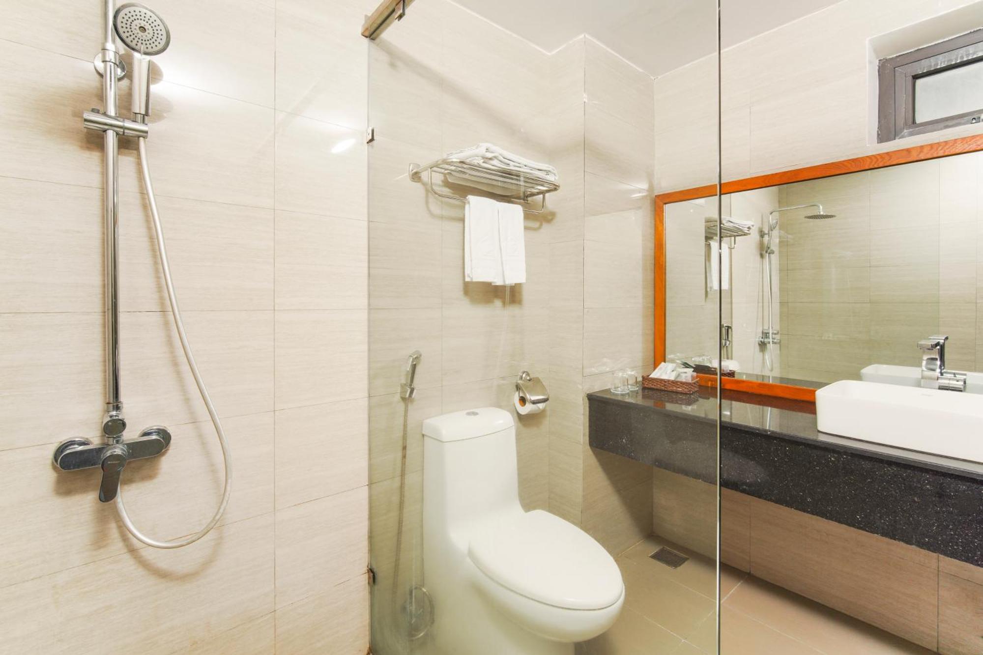 Golden Sun Apartment By New Sky Travel Da Nang Zewnętrze zdjęcie