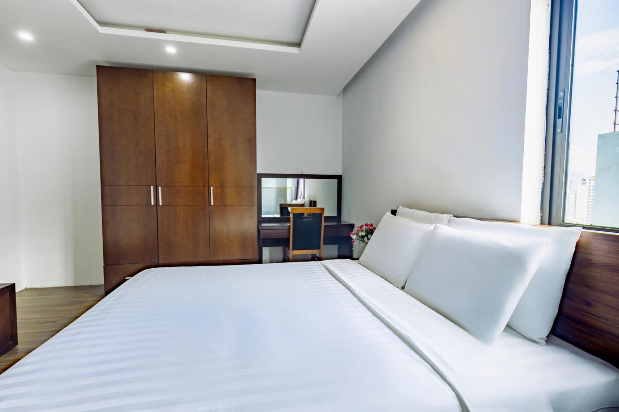 Golden Sun Apartment By New Sky Travel Da Nang Zewnętrze zdjęcie